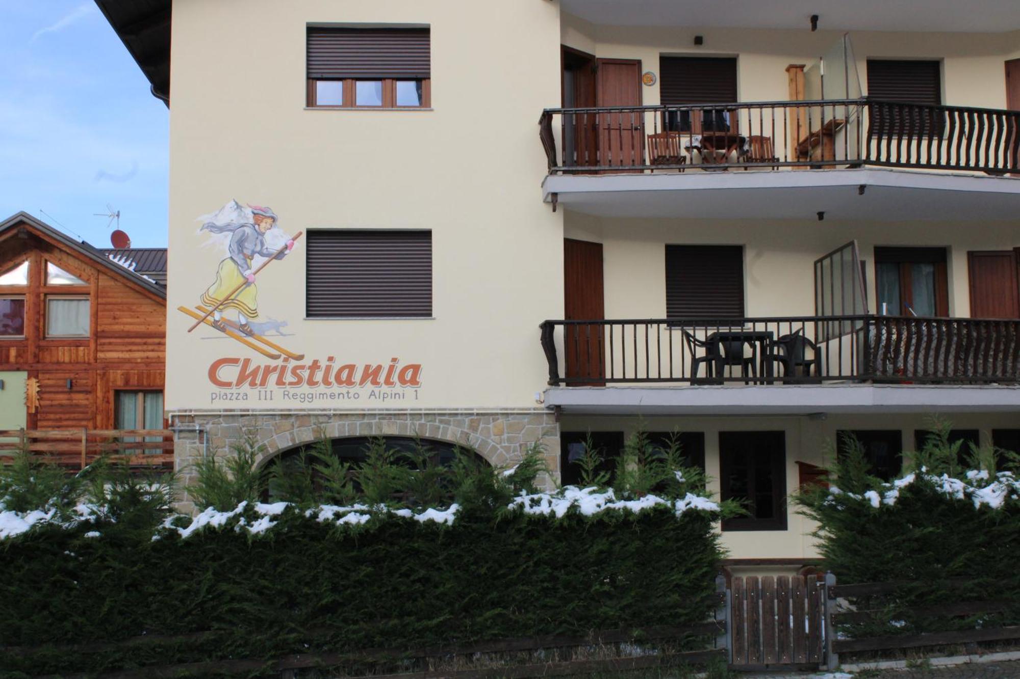 4Seasons Appartamenti Sauze D'Oulx Exterior photo